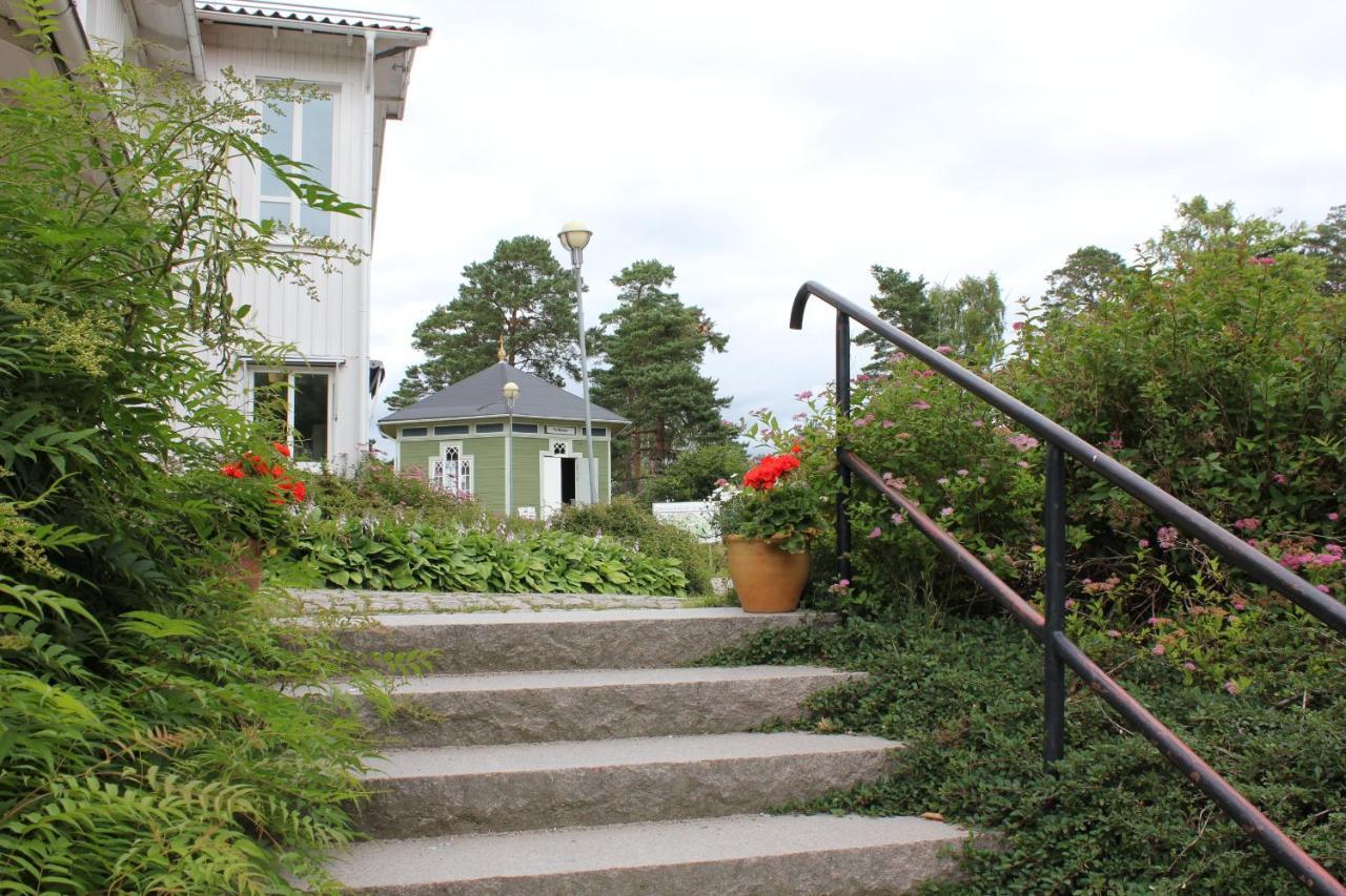 Ah Stifts- & Konferensgard Hotel Ljungskile Kültér fotó